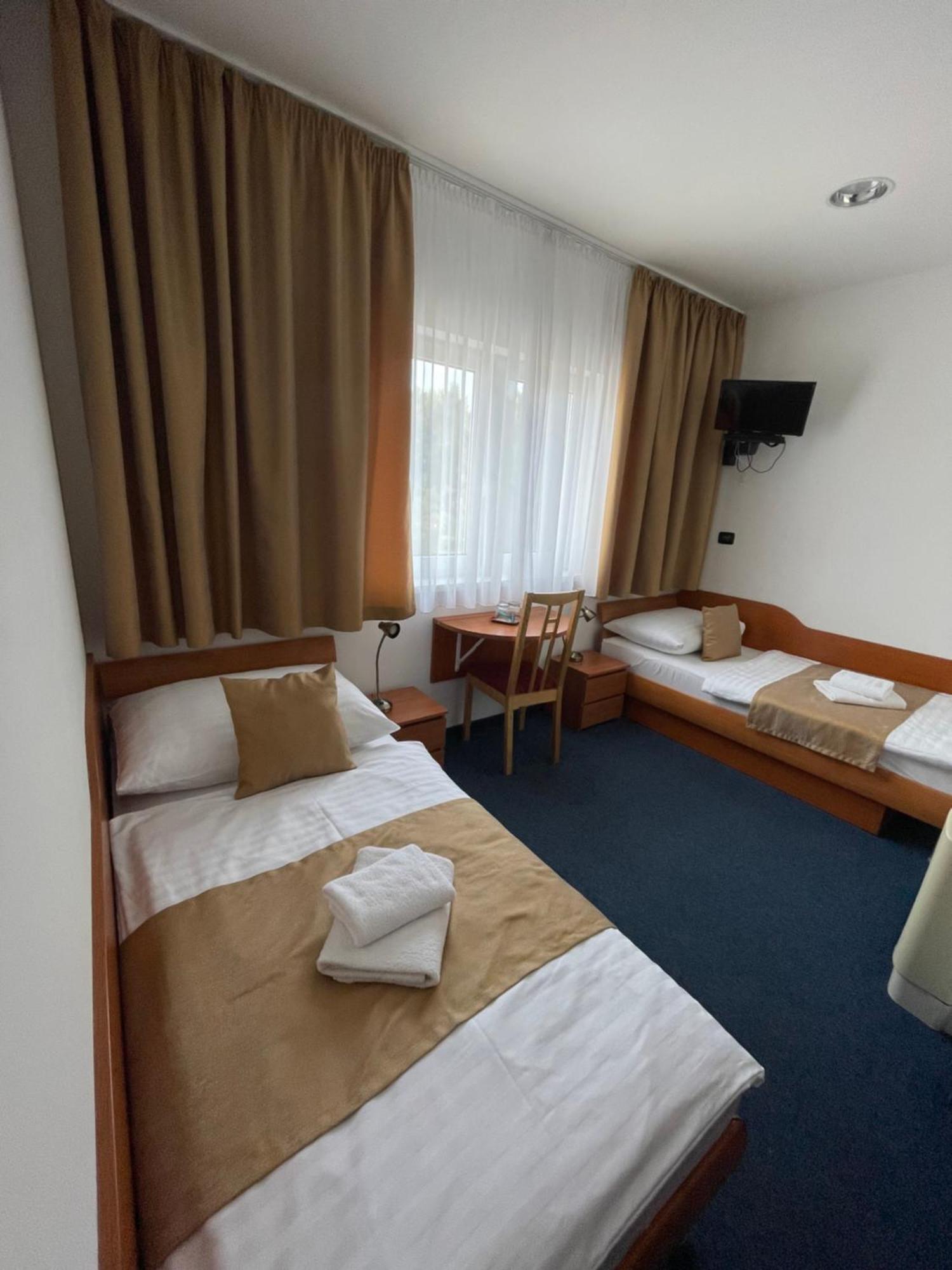 Hotel Remy Bratislava Extérieur photo