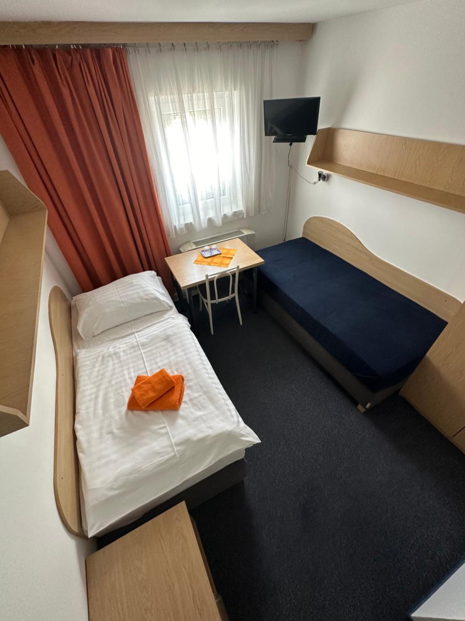Hotel Remy Bratislava Extérieur photo