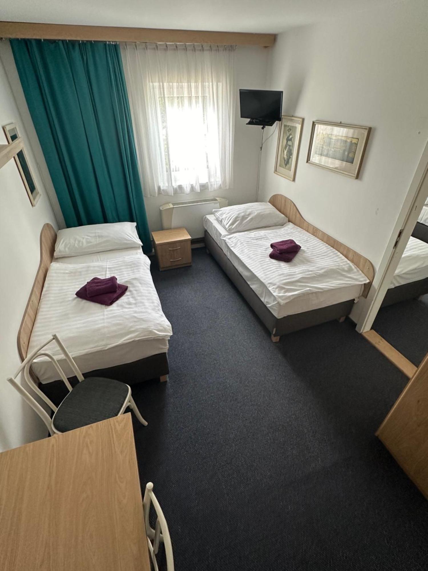 Hotel Remy Bratislava Extérieur photo