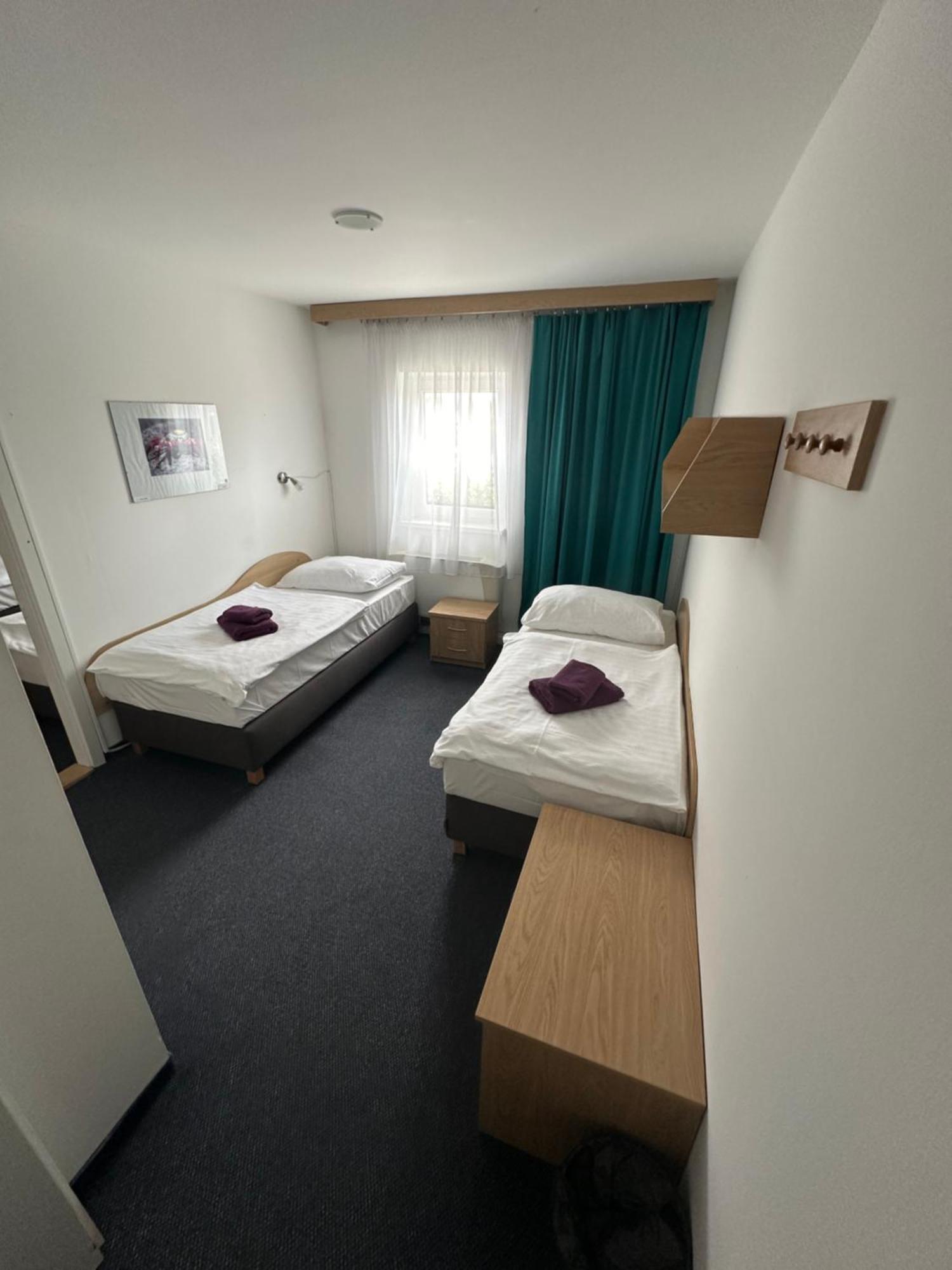 Hotel Remy Bratislava Extérieur photo