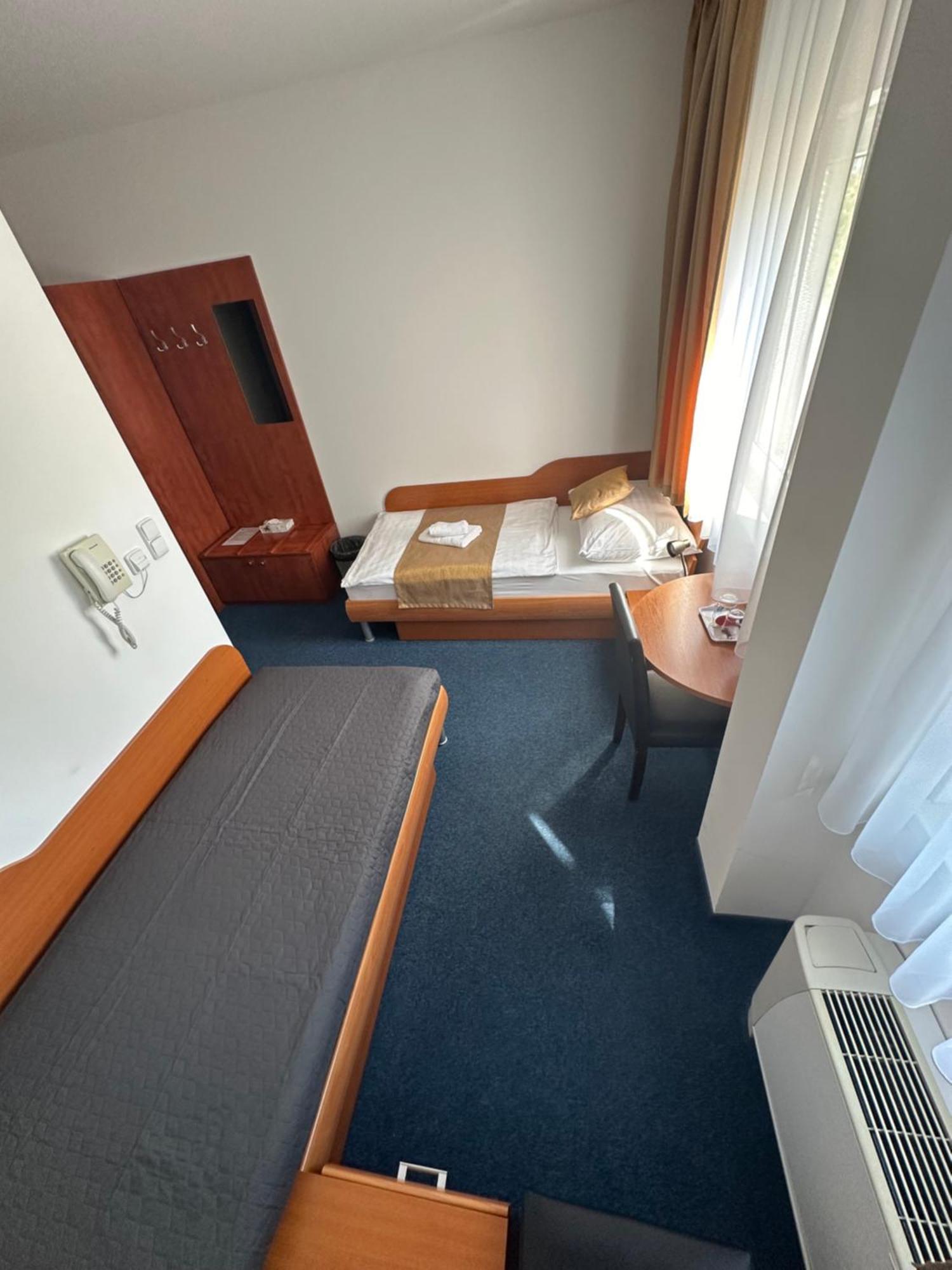 Hotel Remy Bratislava Extérieur photo